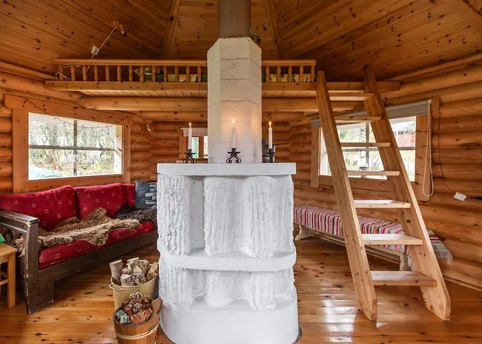 Cozy Family In Lapland *